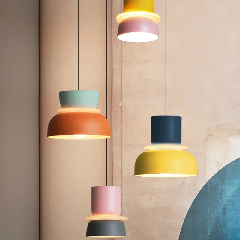 مصباح معلق حديث جديد بتقنية LE - مراجعة Voice Control Light Bulb وسعره
