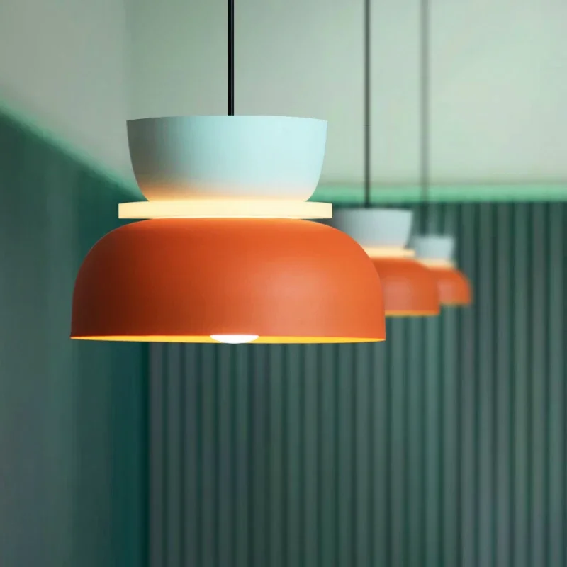 مصباح معلق حديث جديد بتقنية LE - مراجعة Voice Control Light Bulb وسعره